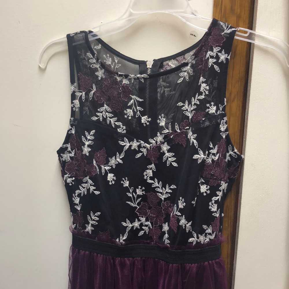 Mesh purple embroidered dress.
